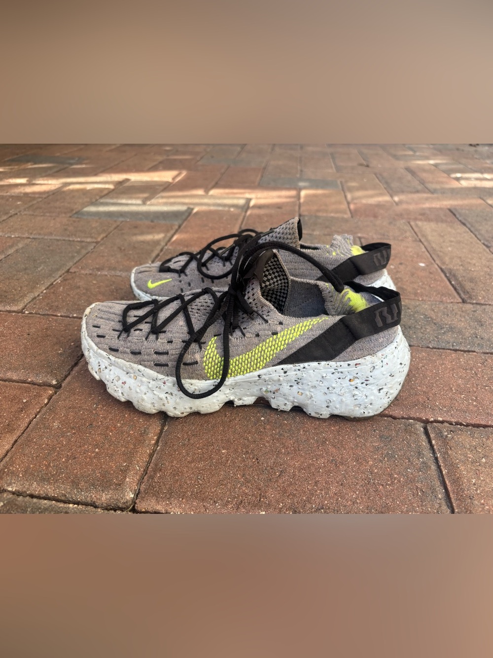 Nike Space Hippie 04 This Is Trash Volt Sneakers 7.5